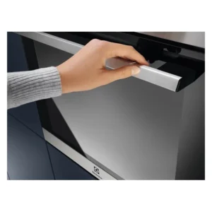 Electrolux ugradna rerna EOF3H40BX